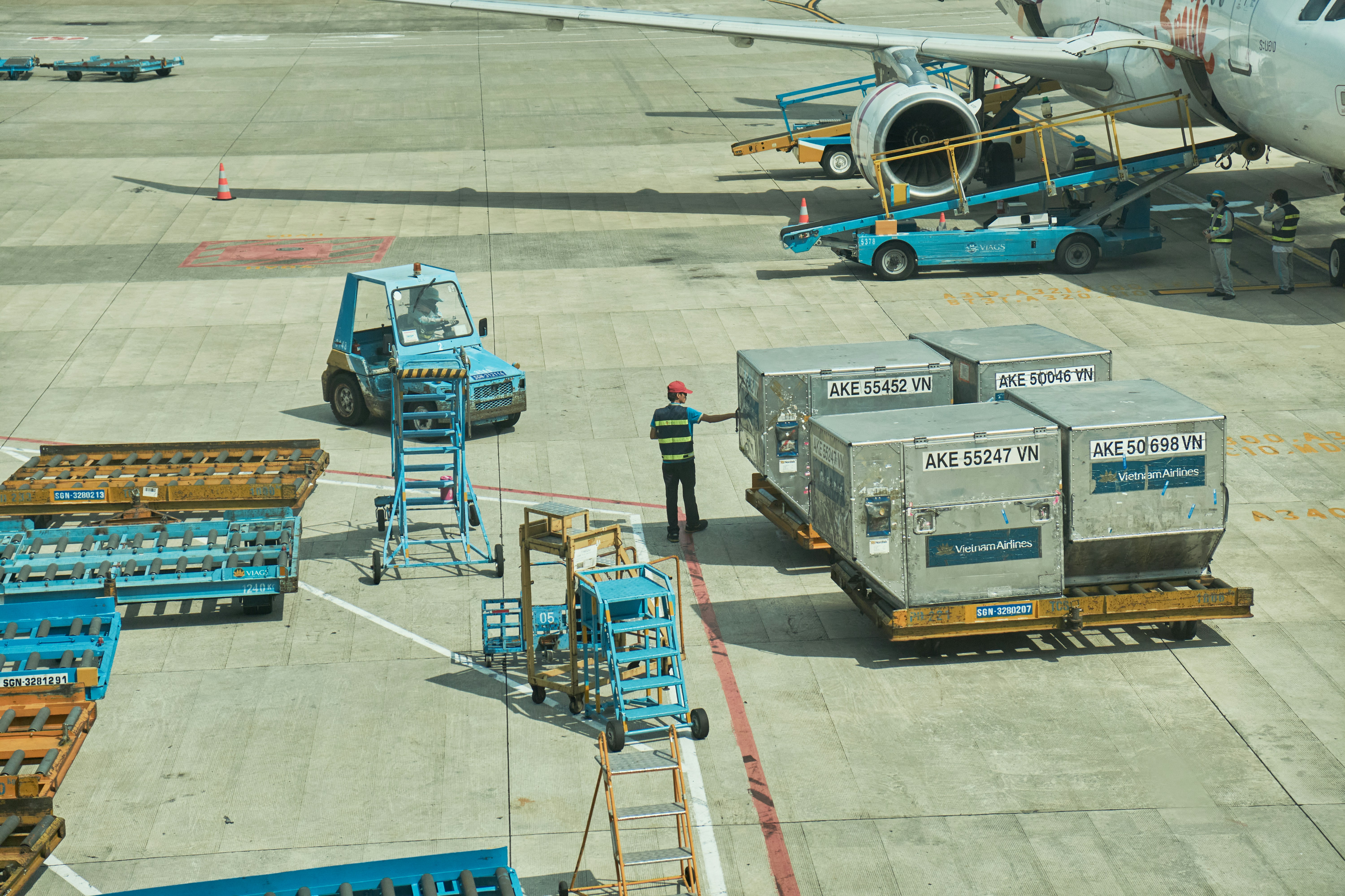 On Board Courier Spain — AJ Logistics
